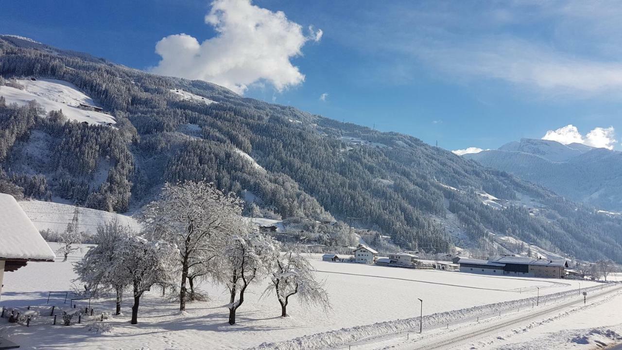 Apart Eberharter Aschau Im Zillertal Eksteriør bilde